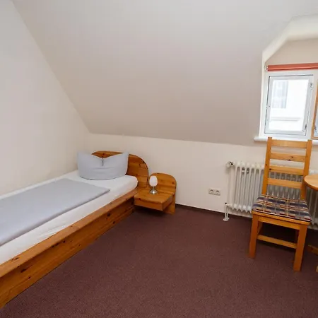 Zur Linde Hotel