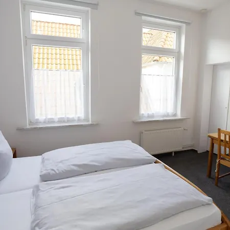 Zur Linde 멜도르프