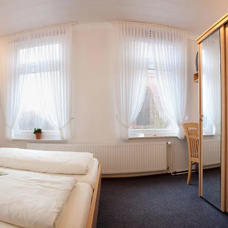 Zur Linde Hotel